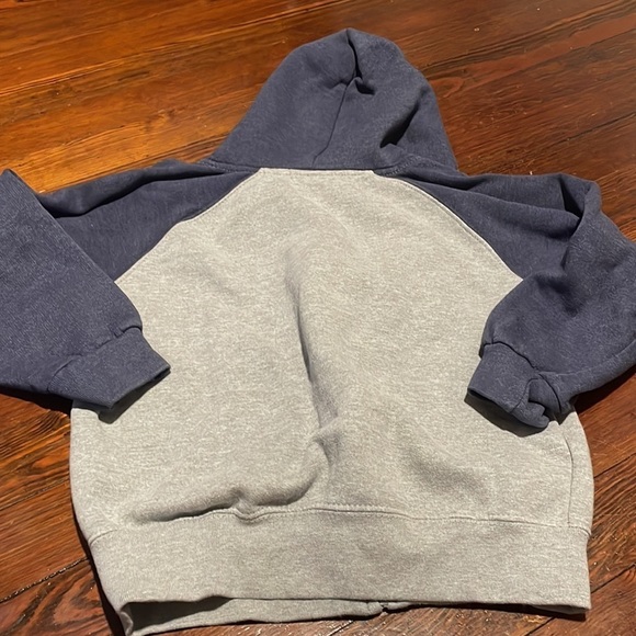 Northern Souvenirs Kid’s Blue and Gray Zip Up Hoodie Size 8 - Picture 5 of 6